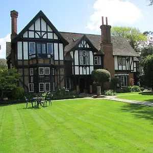 Tudor Grange Guest house